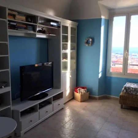 Апартаменты Cozy - Wonderful View From La Pigna Санремо